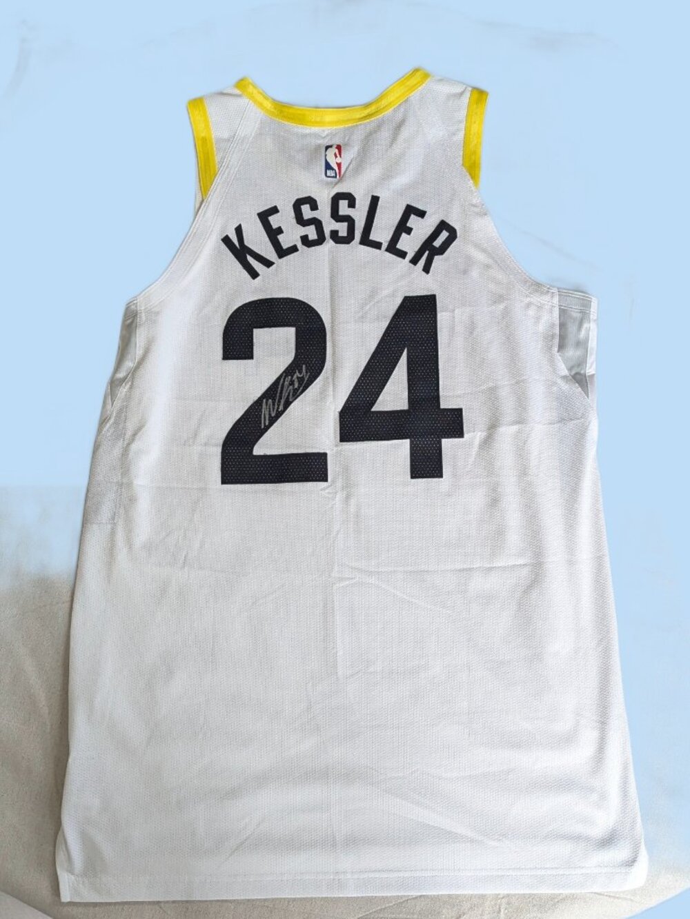 NBA Authentics - Utah Jazz #24 Walker Kessler - Autographed Jersey Size 52 + 4"